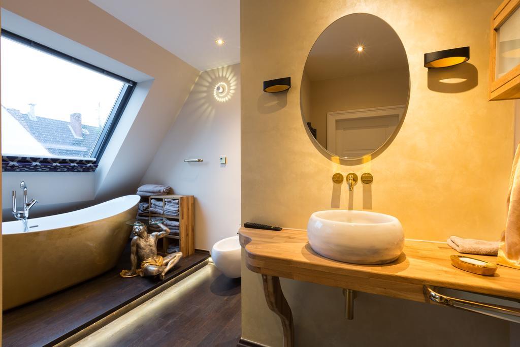 Apartment Romance Penthouse *